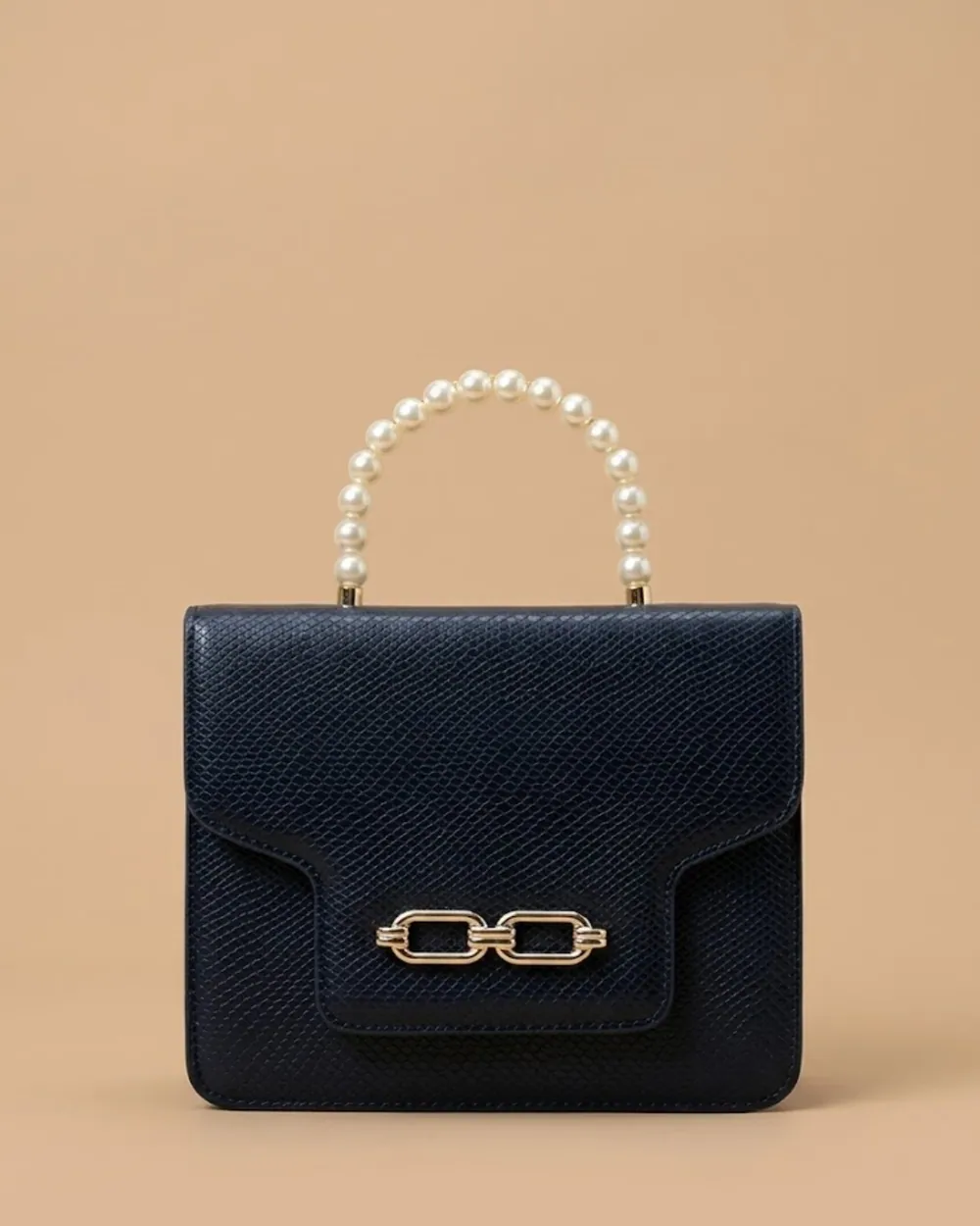 Lustre Pearl Tote – Classic Black Handbag with Pearl Handle, view 1